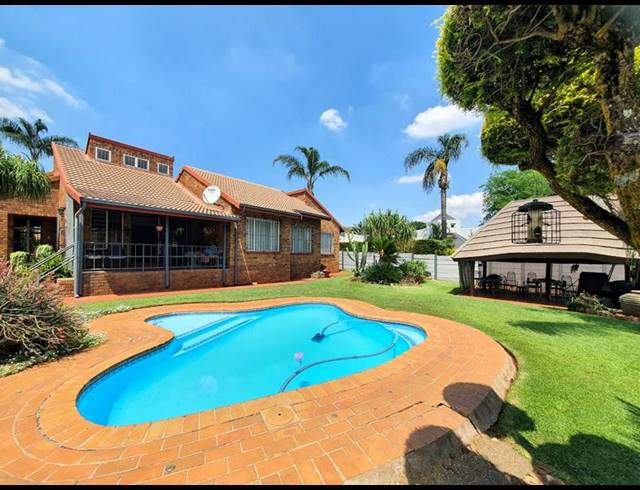 4 BEDROOM HOUSE FOR SALE IN MONTANA PARK